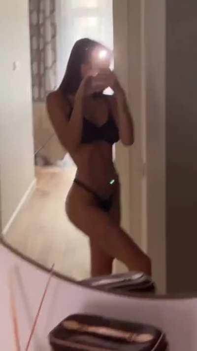 Mirror video