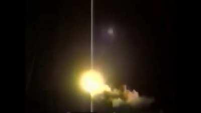 hit baghdad with tomahawk cruise missiles and whatnot