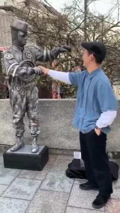 Contagious dance move