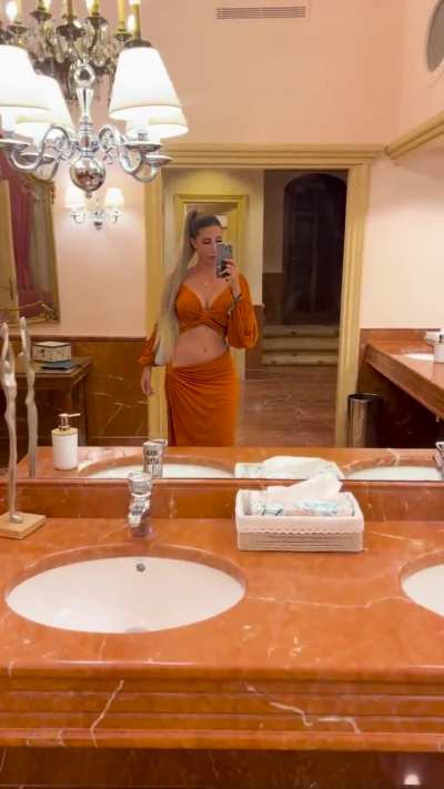 Bombones ✨ me veo bonita con este outfit??