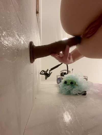 Using my suction cup dildo to stuff my ass in the shower 💯
