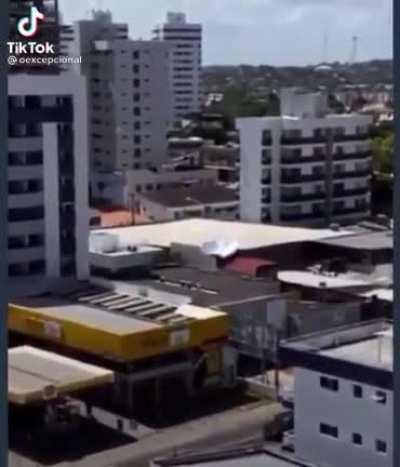 😀 guarda-chuva voando