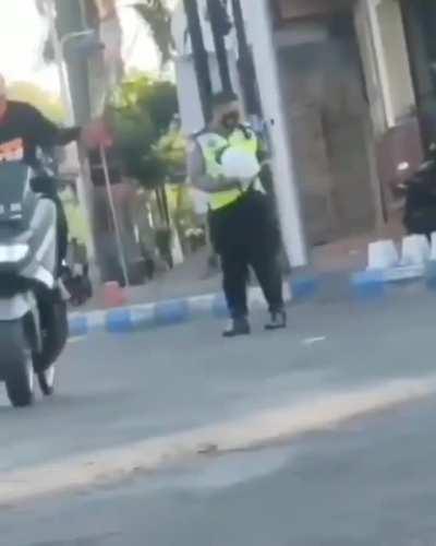 To give a ticket