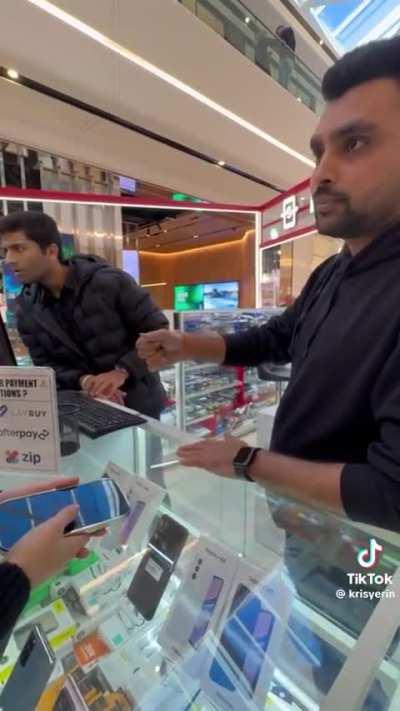 Sylvia Park mobile repair shop employee forwards woman’s photos to himself