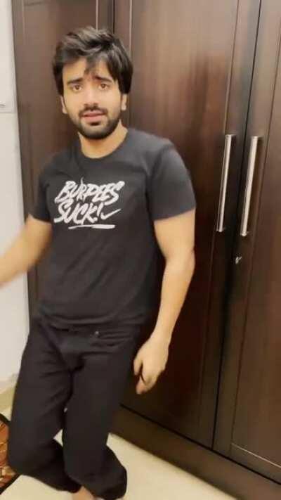 Carlos Sainz making tik-tok in the off season