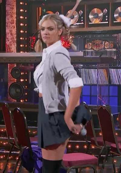 Kate Upton lip sync battle