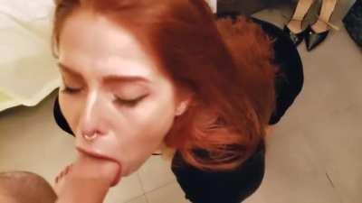 Homemade Porn - Amazing Redhead Babe Giving A Hot Blowjob