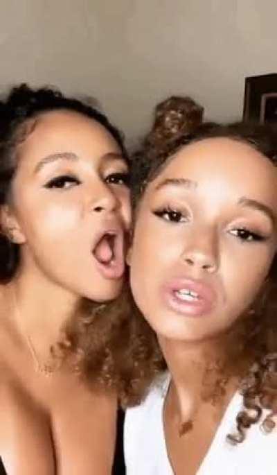 Anabella carrasco & catdagreat