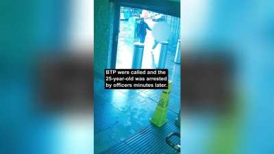 Moment a random man tries to snatch a girl in Liverpool, UK