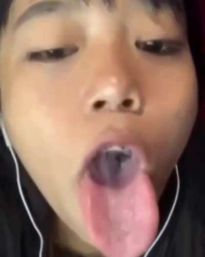 “fuck my whore mouth” 😂