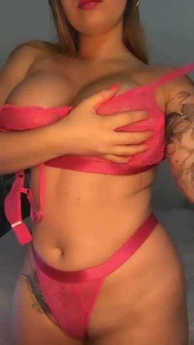 [OC] I posted this in another subreddit and got told I need to go to the gym. Hope it’s appreciated here 💕