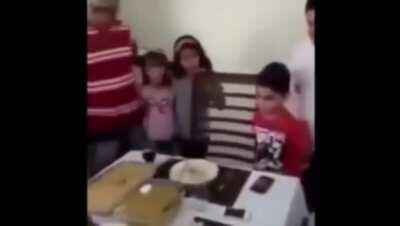 No one can see this man stando also this is a real stand user