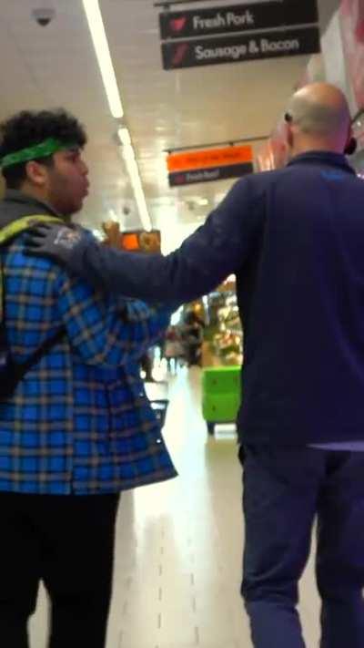 Eating Food Without “Paying” 😂😂😂