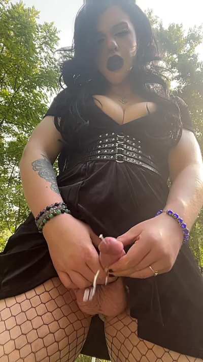 Would you swallow my massive goth girl loads outside?