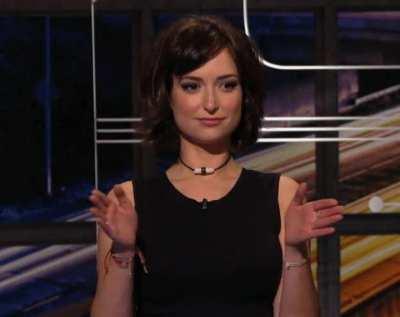 Milana Vayntrub showing you her preferred size…