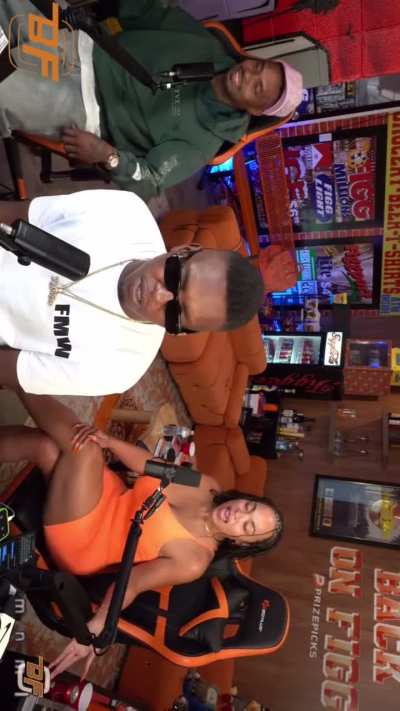 This the shit that be killing me about Heater and some of y’all just swear it’s random hate that she gets naw it’s the things she says… and y’all can say what you want but let it be anyone else like lebrons wife Rihanna Beyoncé or even Kim kardashian y’al