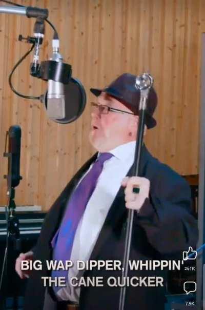 Grandpa spittin bars 