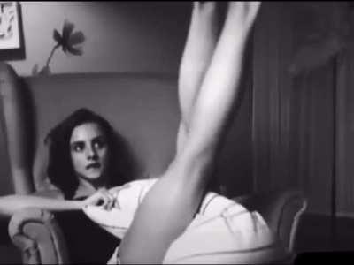 Ballet dancer squeezes pillow