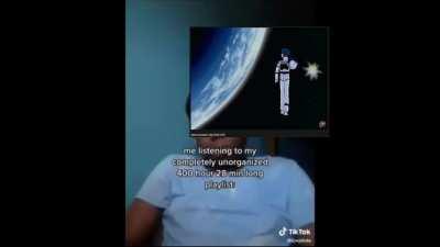 My completely unorganized 400h Gundam playlist.....