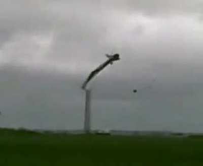 Wind turbine spins out of contol 22 Feb 2008 Arhus, Denmark