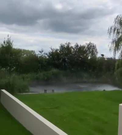 You are flying when he starts coming to you.