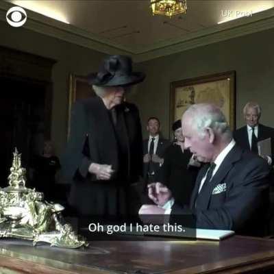 Welfare recipient throws tantrum over pen not working