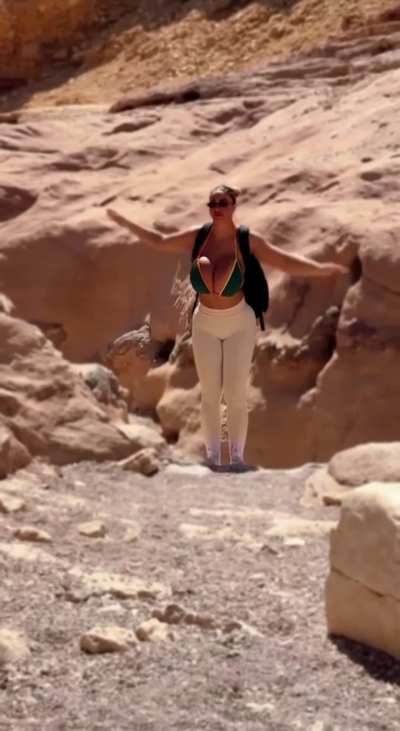 @queenvvvvv24 link included