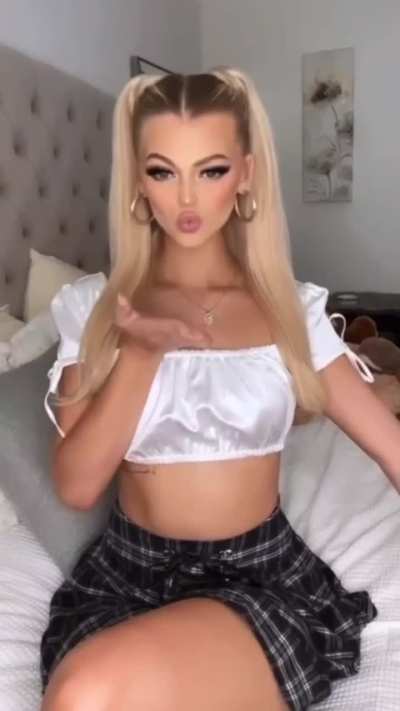 Perfect Fuck Doll 🔥