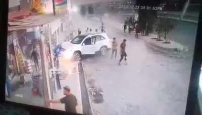 Ah yes, Iraq, where driving has almost no rules.