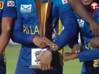 Wake up babe, new episode just dropped. 