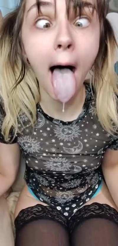 Can I get all sloppy on your cock? 👅