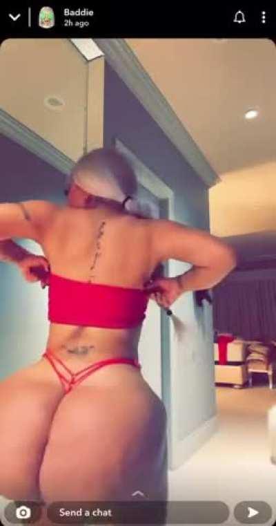 Queen of this sub. You can see her ass between her legs from the front that’s how low it hangs 😩