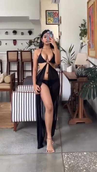 Shubhna agarwal wants to know which one is your fav from her outfits