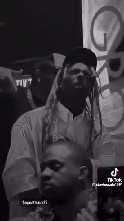 Seeing green (Wayne verse)