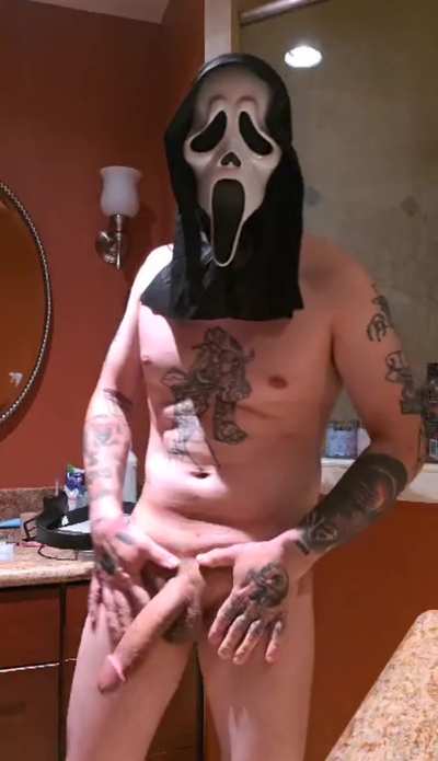 whos ready for the new scream movie?