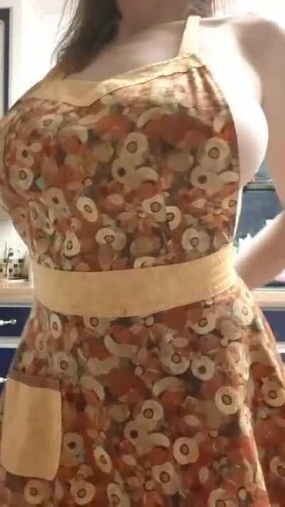 It's getting kind of hot in this kitchen 🔥🔥🔥[OC]