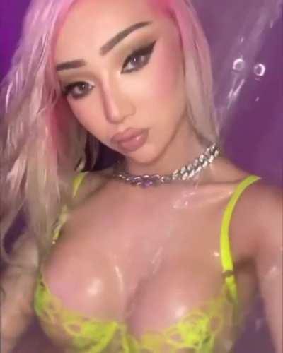 Holy fuck. The baddest.