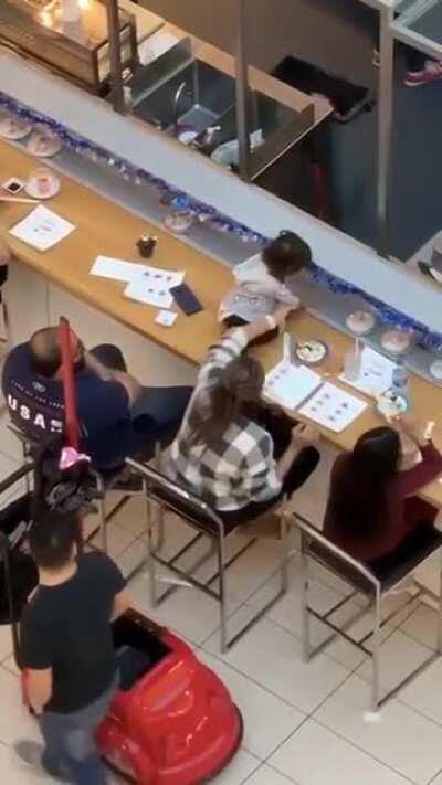 Originally posted in r/wellthatsucks but this video fits in this sub too. Shitty parenting.