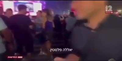 🇱🇧🇵🇸 - A video of Lebanese football fans in Qatar refusing to do an interview with an Israeli news channel.