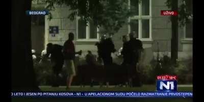 Police beats up 3 guys sitting on a bench for no reason