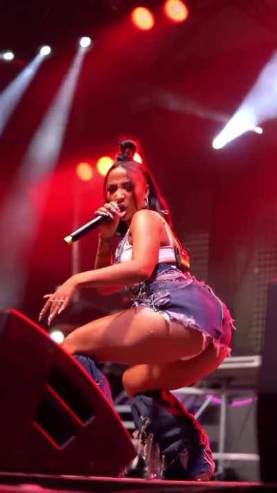 On stage at Carnival Kingdom @shenseea 🎥 icypromotions