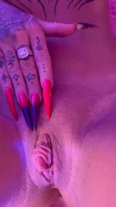 Rub a dub, my clit needed some love