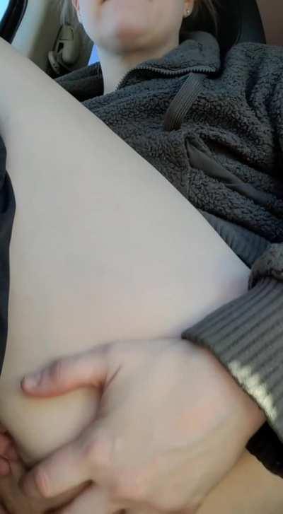 The proper way to take a lunch break at work ;) [31F]