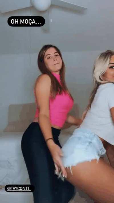 Tay Conti getting kind of spanked as she twerks