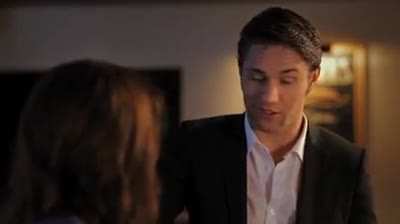 Ladies at the bar in a nutshell 🤣🍸