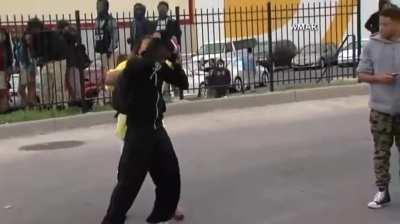 Когда ты весь такой крутой революционЭр,но мамка узнала что ты не сделал домашку