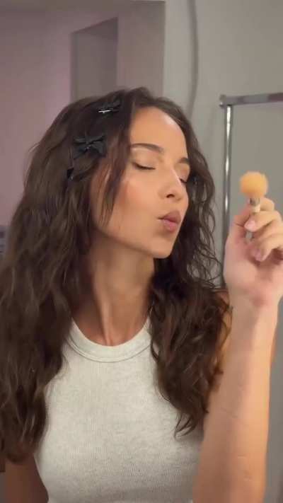 Angelina Romashka