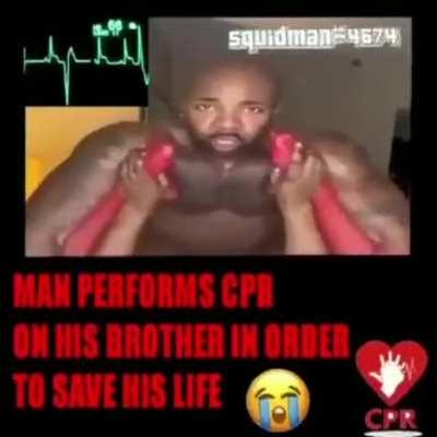King saves brothers life!
