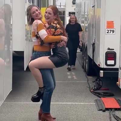 Madelaine Petsch & Lili Reinhart