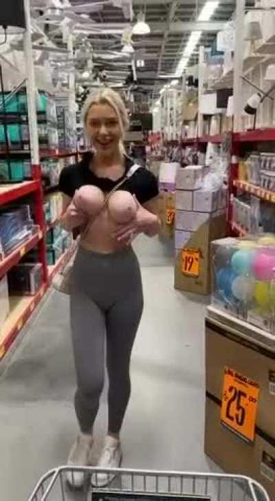 NSFW Girls Videos on Telegram (with downloadable full videos)! Link in the comments